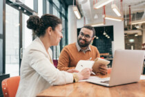 Attracting and Retaining Key Staff with Shares