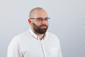 Darren Ellis
