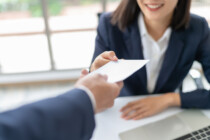 Should we pay a dividend before the end of the tax year?